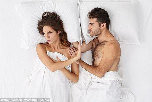 Demorar muito para gozar ou não chegar ao ápice sexual podem ser indicativos de problemas de saúde, sabia?
Para muitos homens, a dificuldade em atingir o orgasmo pode ser vergonhosa, porém, o que muitos ignoram é que este pode ser um sinal de problemas físicos e até mesmo psicológicos.

De acordo com pesquisas, cerca de 5% dos homens brasileiros já sofreram com ejaculação retardada. Este número pode ser ainda maior, uma vez que, o homem ainda demora a procurar um médico.

Causas da ejaculação retardada
O orgasmo depende de dois fatores: fatores anatômicos, como estímulo físico e sensibilidade local, e fatores neur